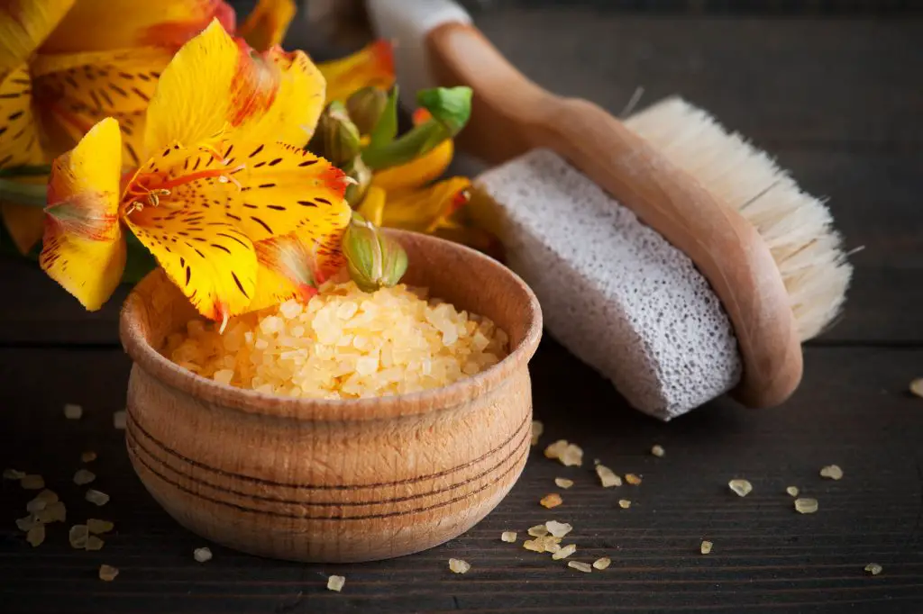 Best Bath Salts To Turn Your Tub Into A Relaxation Fountain