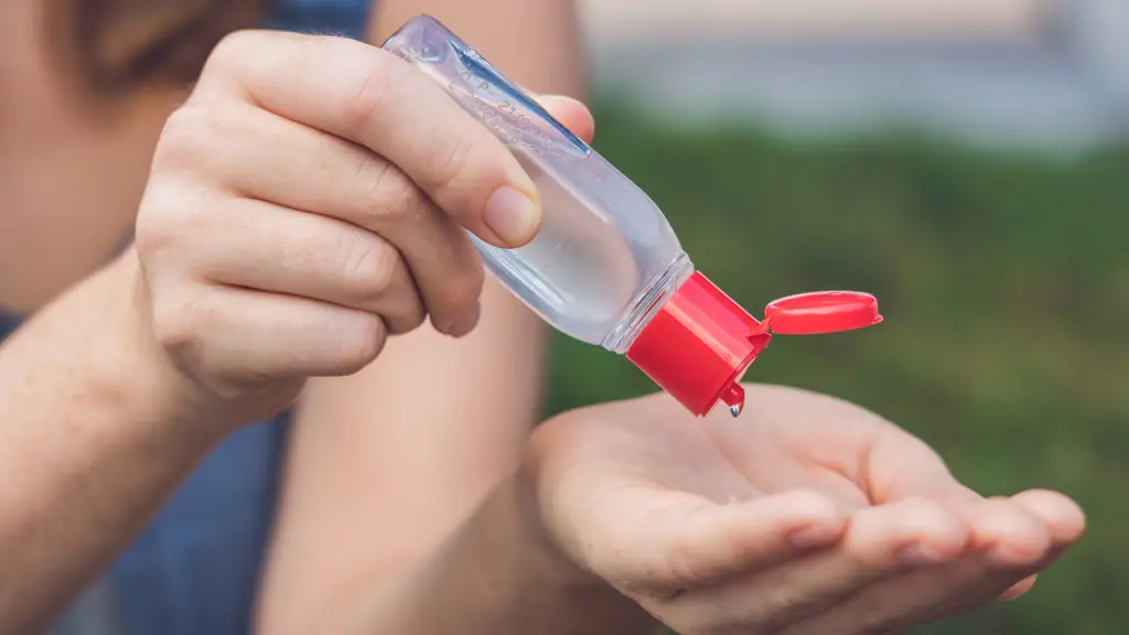 5 Hand Sanitizers That Won't Kill Your Skin